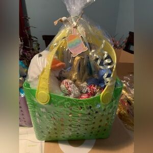 Green Easter Basket with Yellow Handles